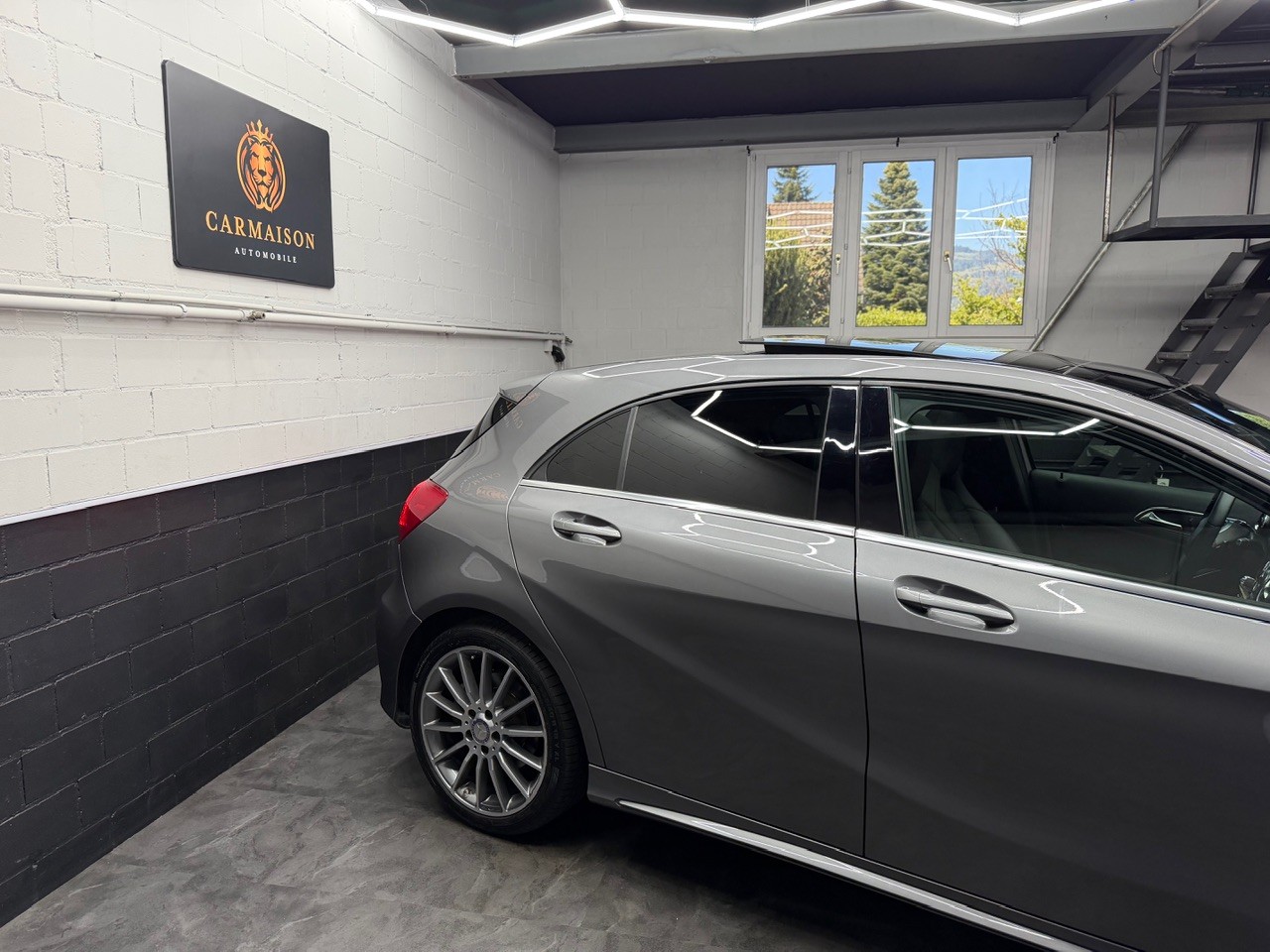 MERCEDES-BENZ A 250 AMG Line 7G-DCT | Tempomat | Rückfahrkamera | Panoramadach-image-4