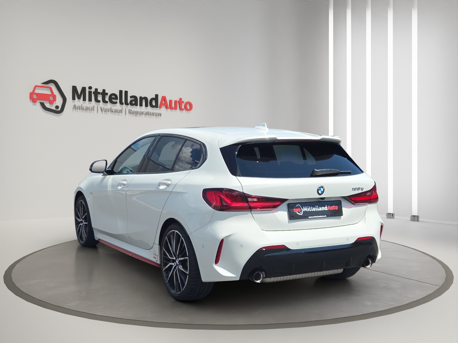 BMW 128ti M Sport Pro Steptronic-image-13