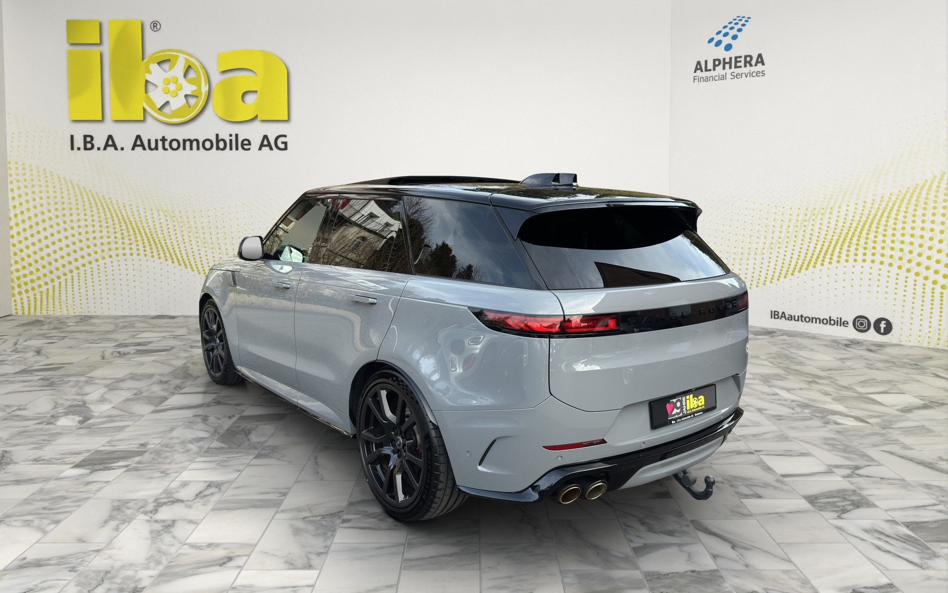 LAND ROVER RR Sport P635 Edition TWO Carbon-showroom-element-2