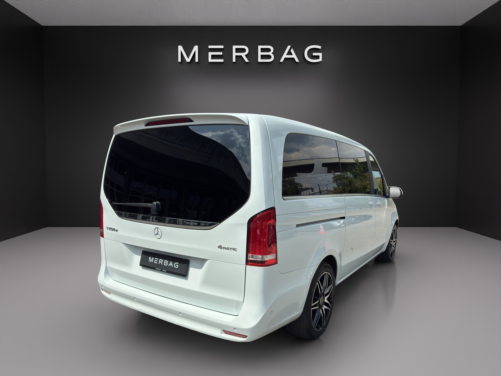 MERCEDES-BENZ V 250 d lang Avantgarde 4Matic G-Tronic-image-5