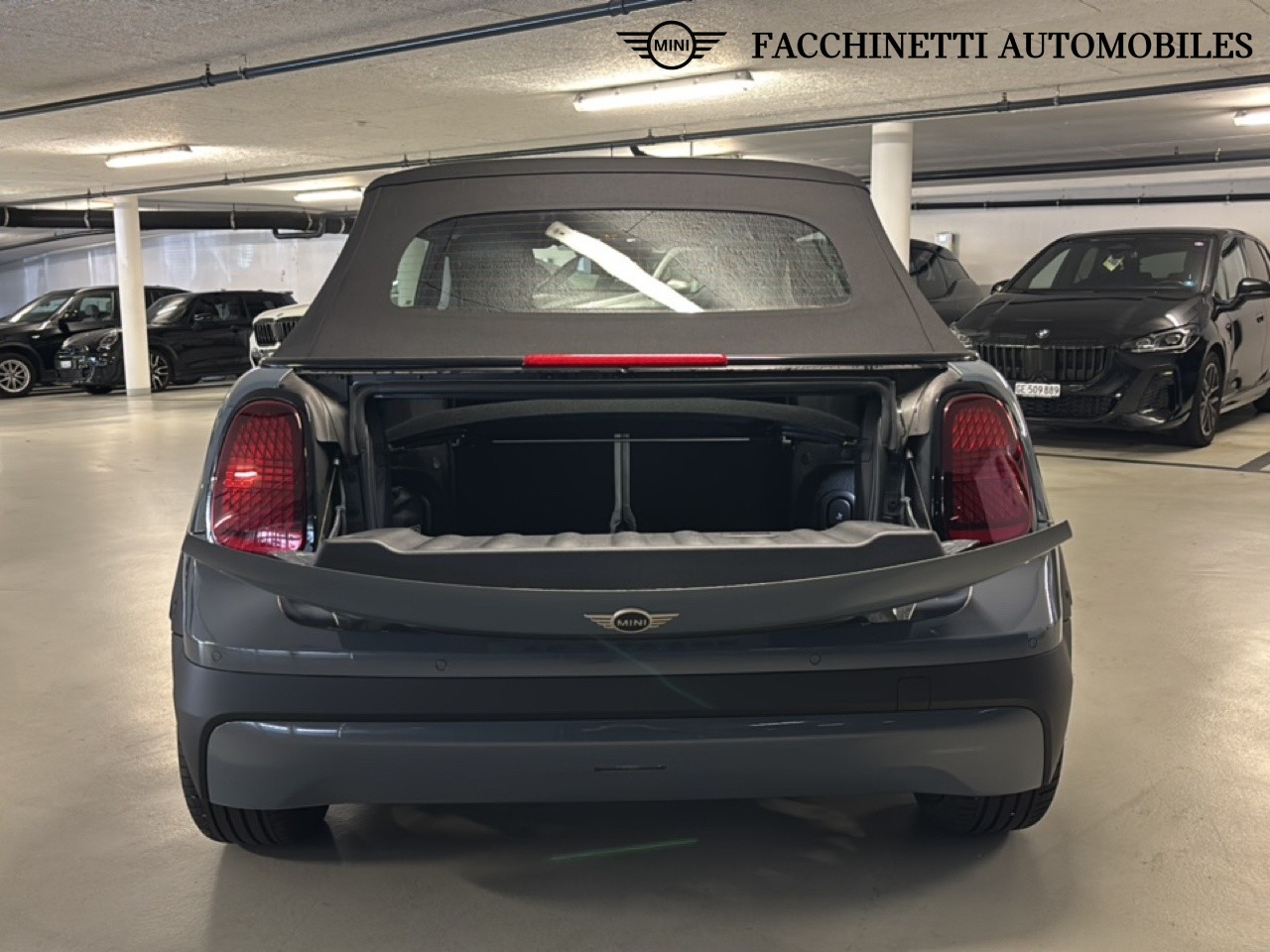 MINI Cooper C Cabriolet DKG-image-12