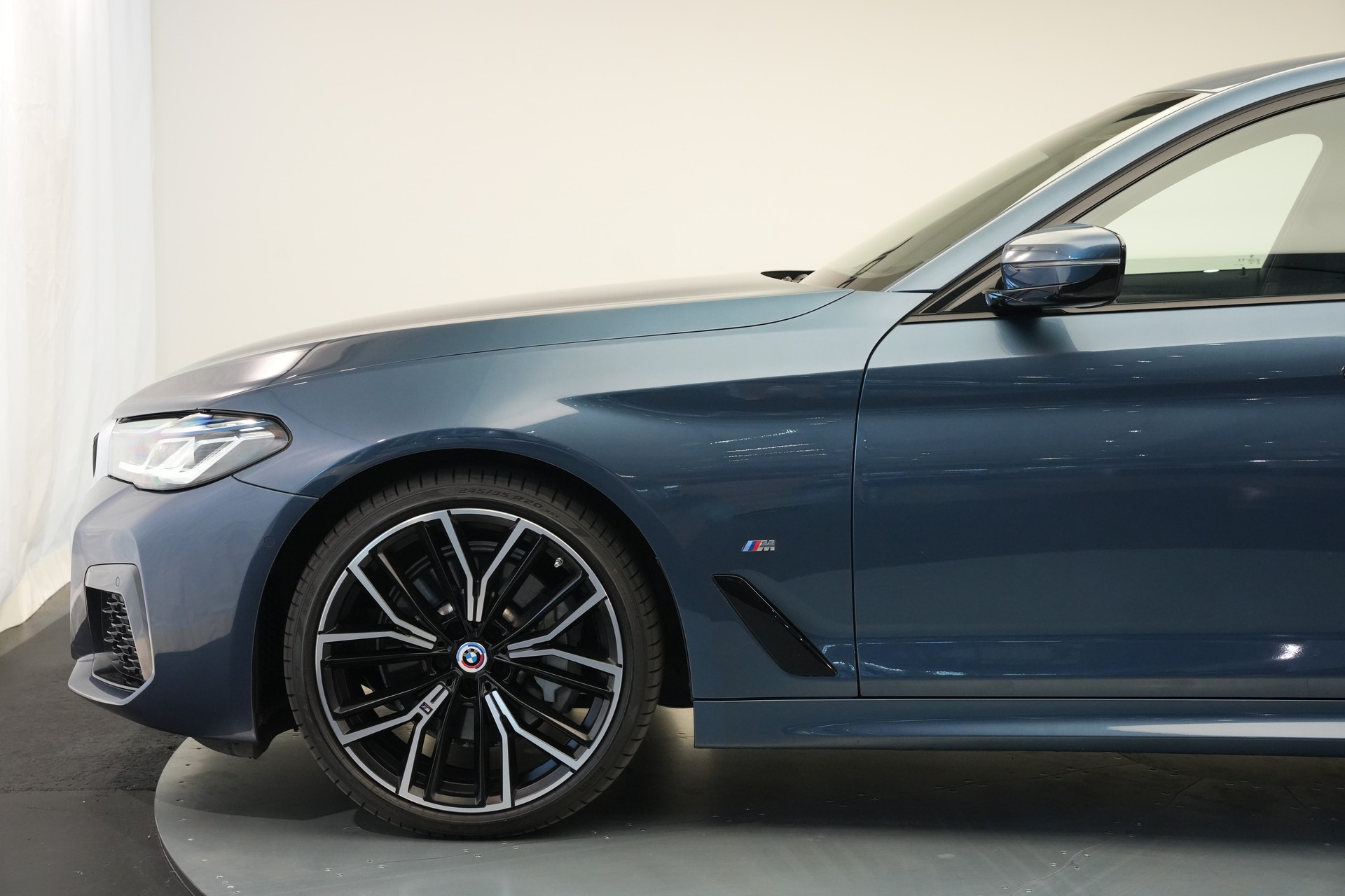 BMW 530i xDrive 48V M Sport Steptronic *Anhängerkupplung*-image-42