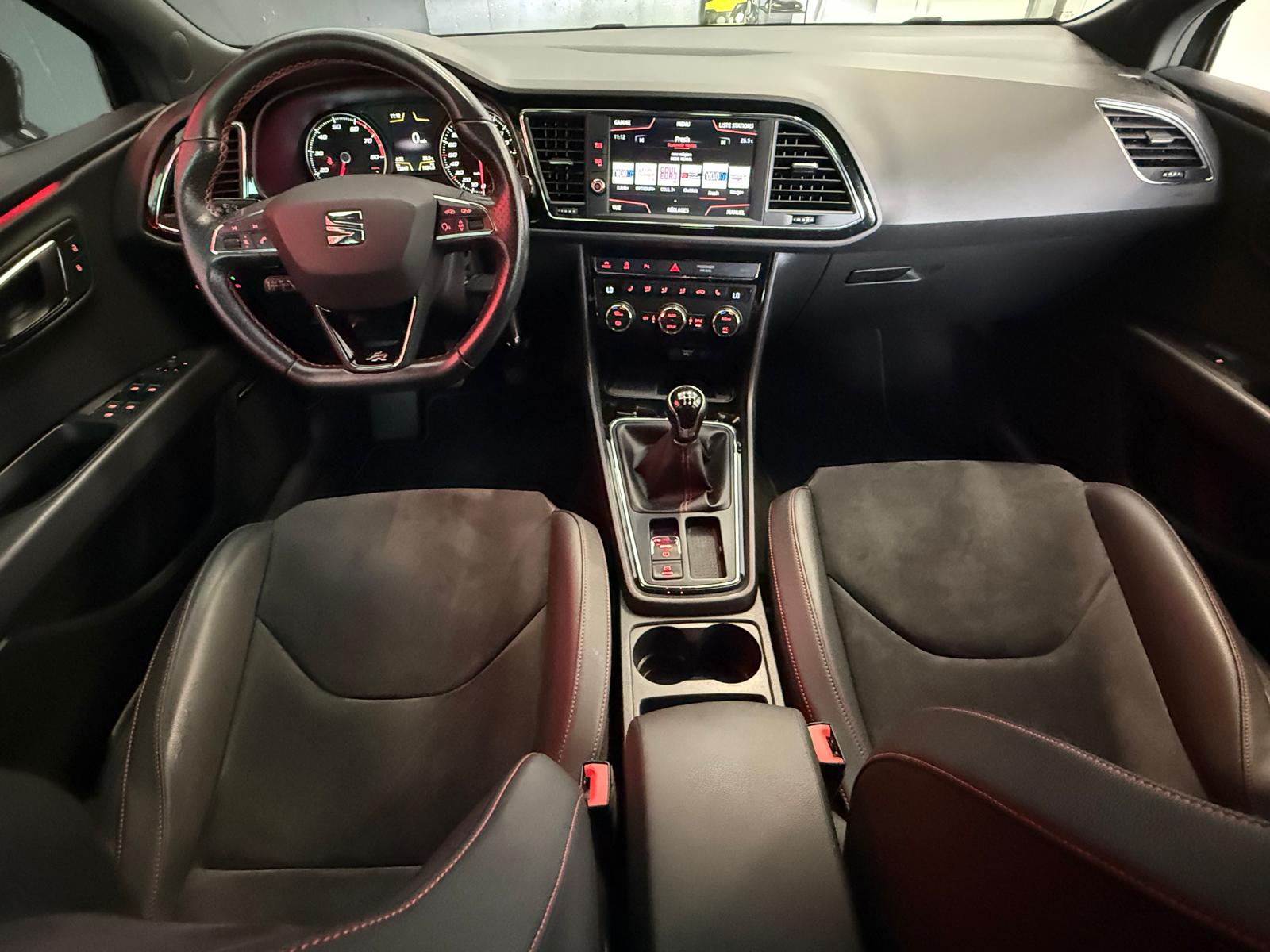 SEAT Leon 1.4 TSI FR Line-image-13