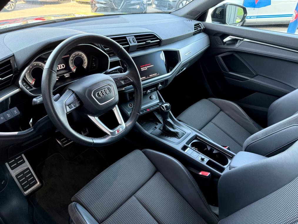 AUDI Q3 Sportback 35 TFSI S line S-tronic-image-3
