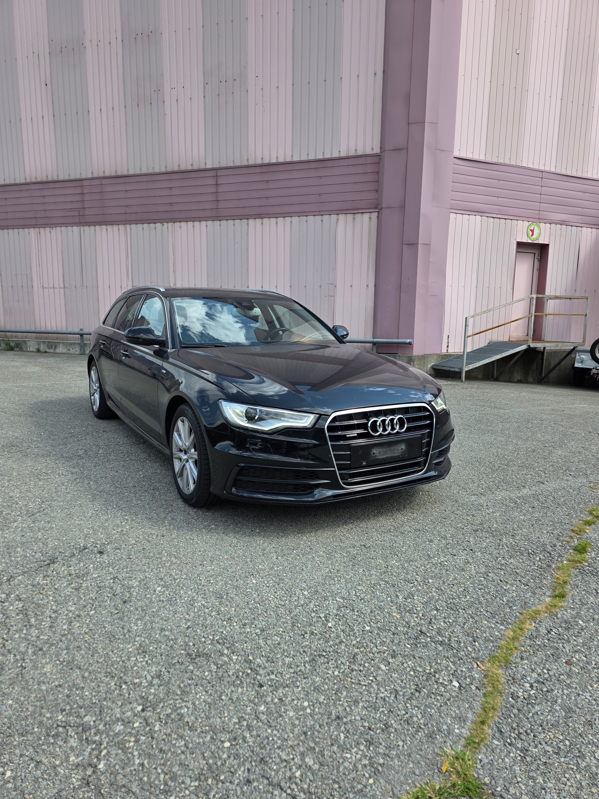 AUDI A6 Avant 3.0 TDI V6 quattro S-tronic-image-2