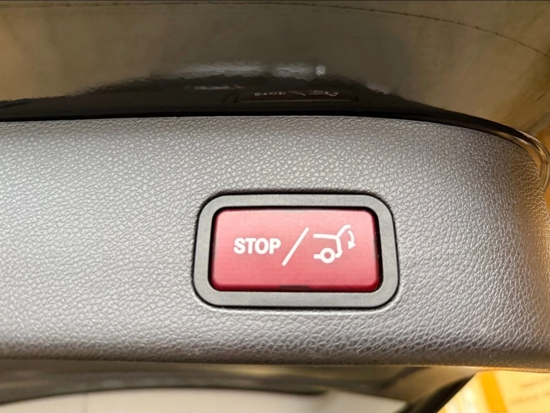 MERCEDES-BENZ GL 350 BlueTEC 4Matic 7G-TRONIC-image-16