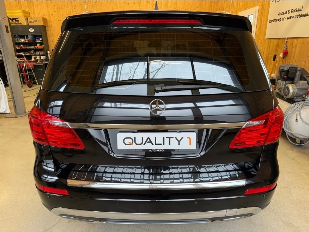 MERCEDES-BENZ GL 350 BlueTEC 4Matic 7G-TRONIC-image-4