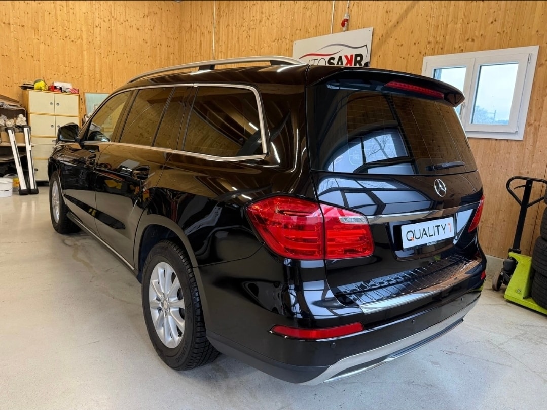 MERCEDES-BENZ GL 350 BlueTEC 4Matic 7G-TRONIC-image-5