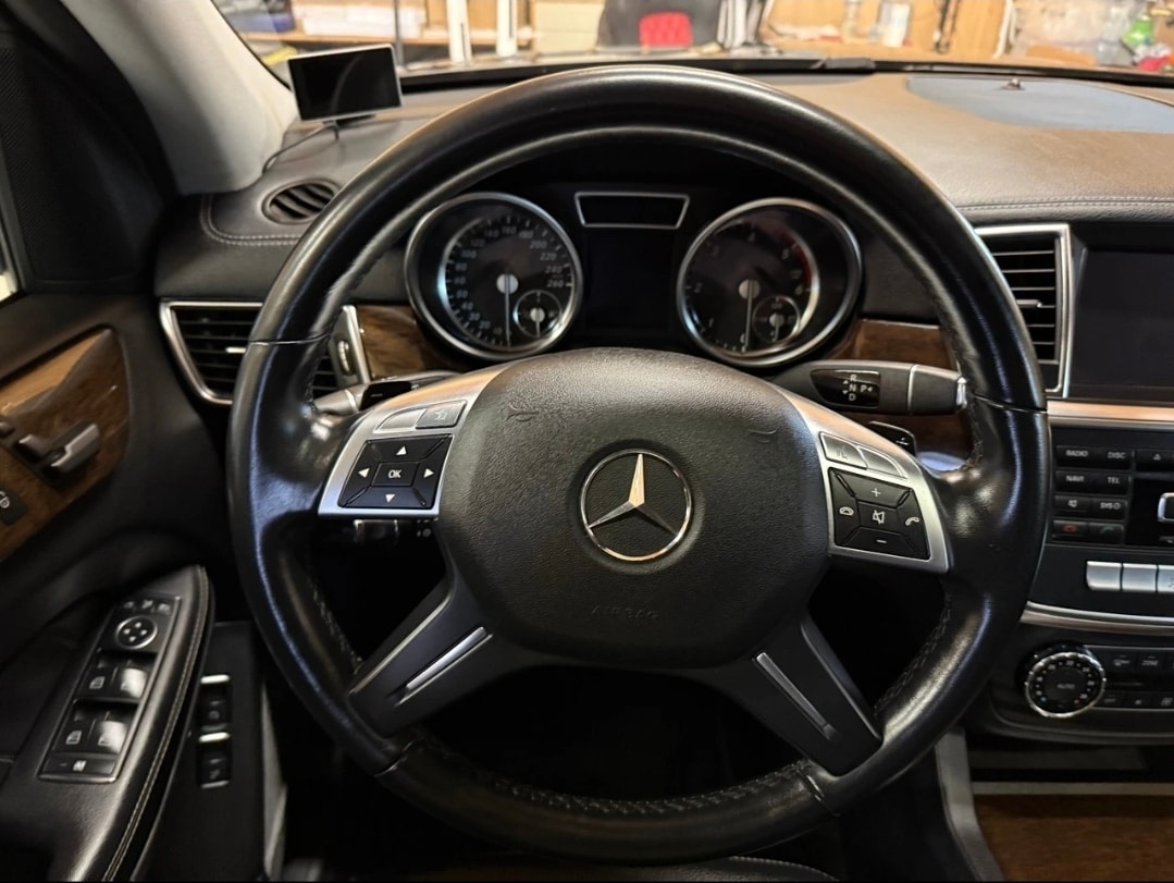 MERCEDES-BENZ GL 350 BlueTEC 4Matic 7G-TRONIC-image-9