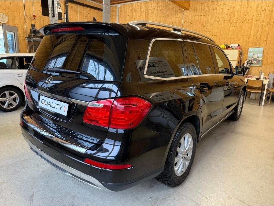 MERCEDES-BENZ GL 350 BlueTEC 4Matic 7G-TRONIC-image-3