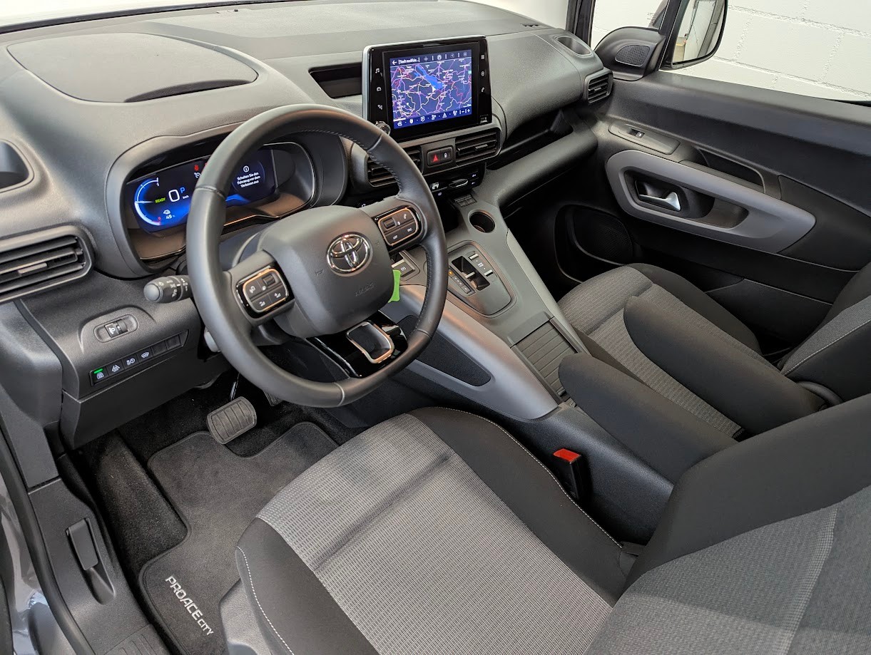 TOYOTA Proace City Verso L1 50kWh Trend*BIS ZU 284KM WLTP-REICHWEITE 10J GAR STANDHEIZUNG NAVI CAM ASSISTS*-image-4