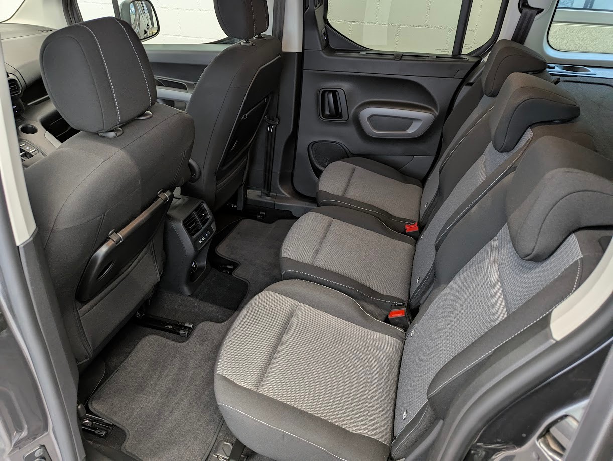 TOYOTA Proace City Verso L1 50kWh Trend*BIS ZU 284KM WLTP-REICHWEITE 10J GAR STANDHEIZUNG NAVI CAM ASSISTS*-image-23