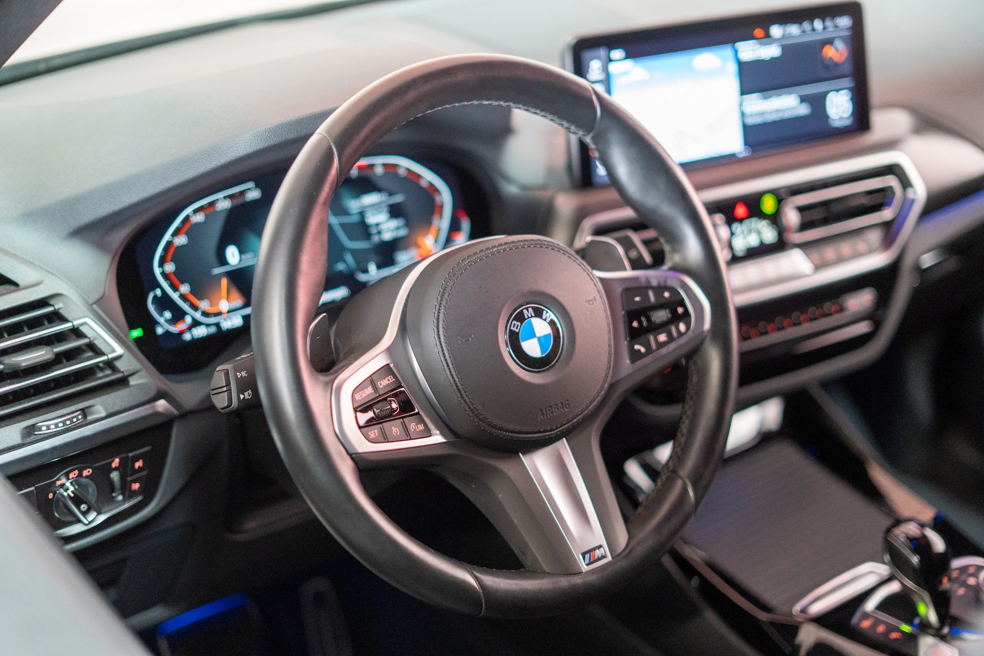 BMW X3 20i xDrive SAG M Sport / AHK / 360°Kamera / el.Heckklappe-image-10