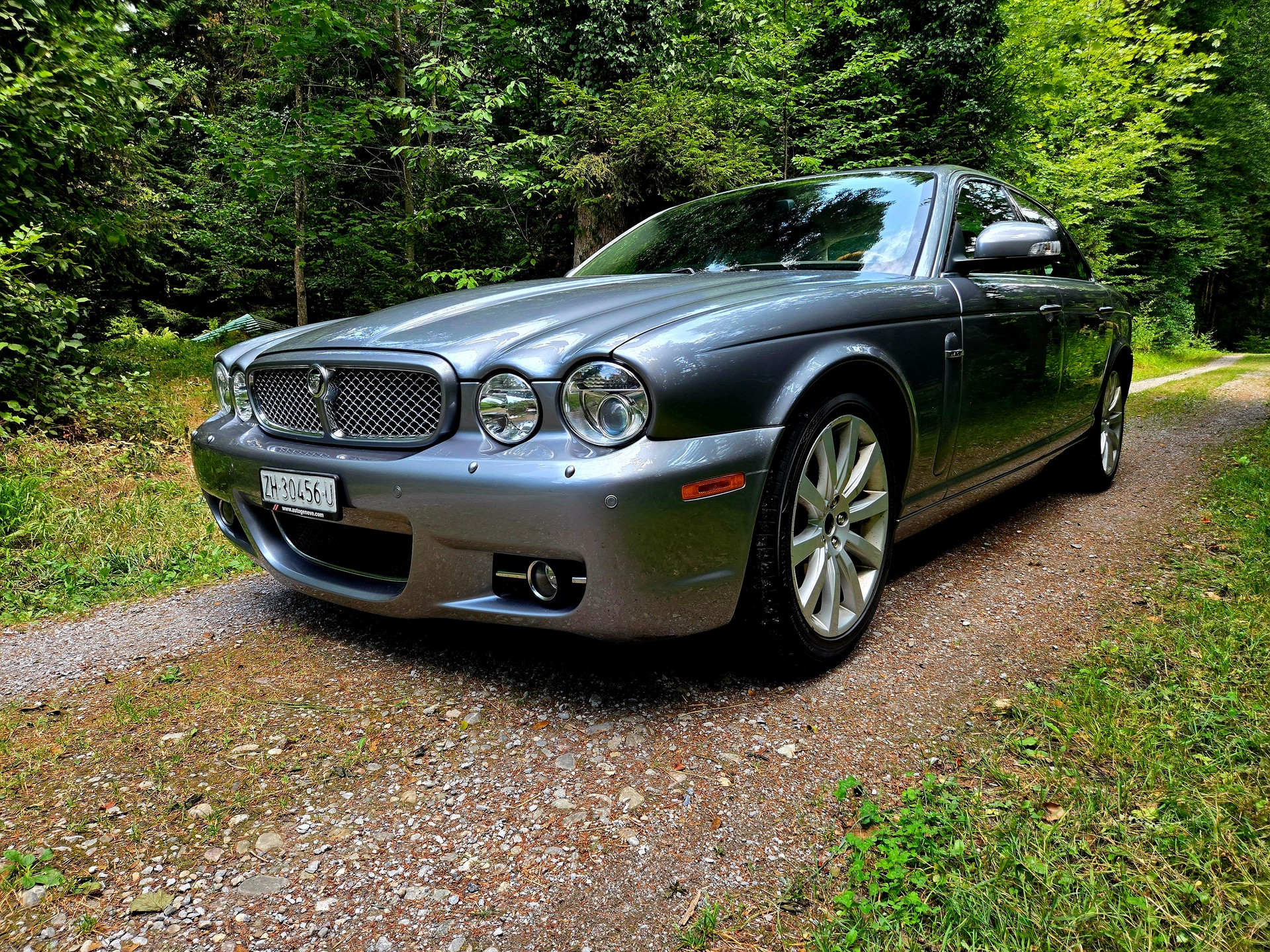 JAGUAR XJ8 3.5 V8 Executive-image-1