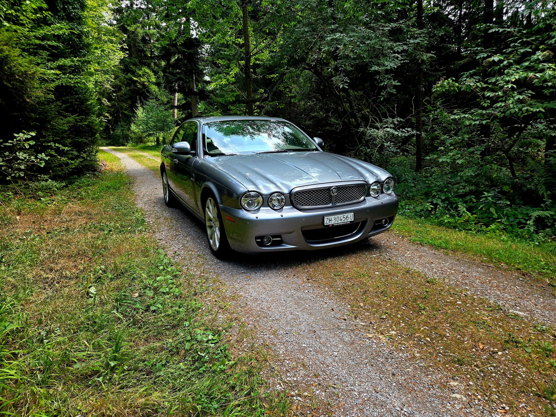 JAGUAR XJ8 3.5 V8 Executive-image-0