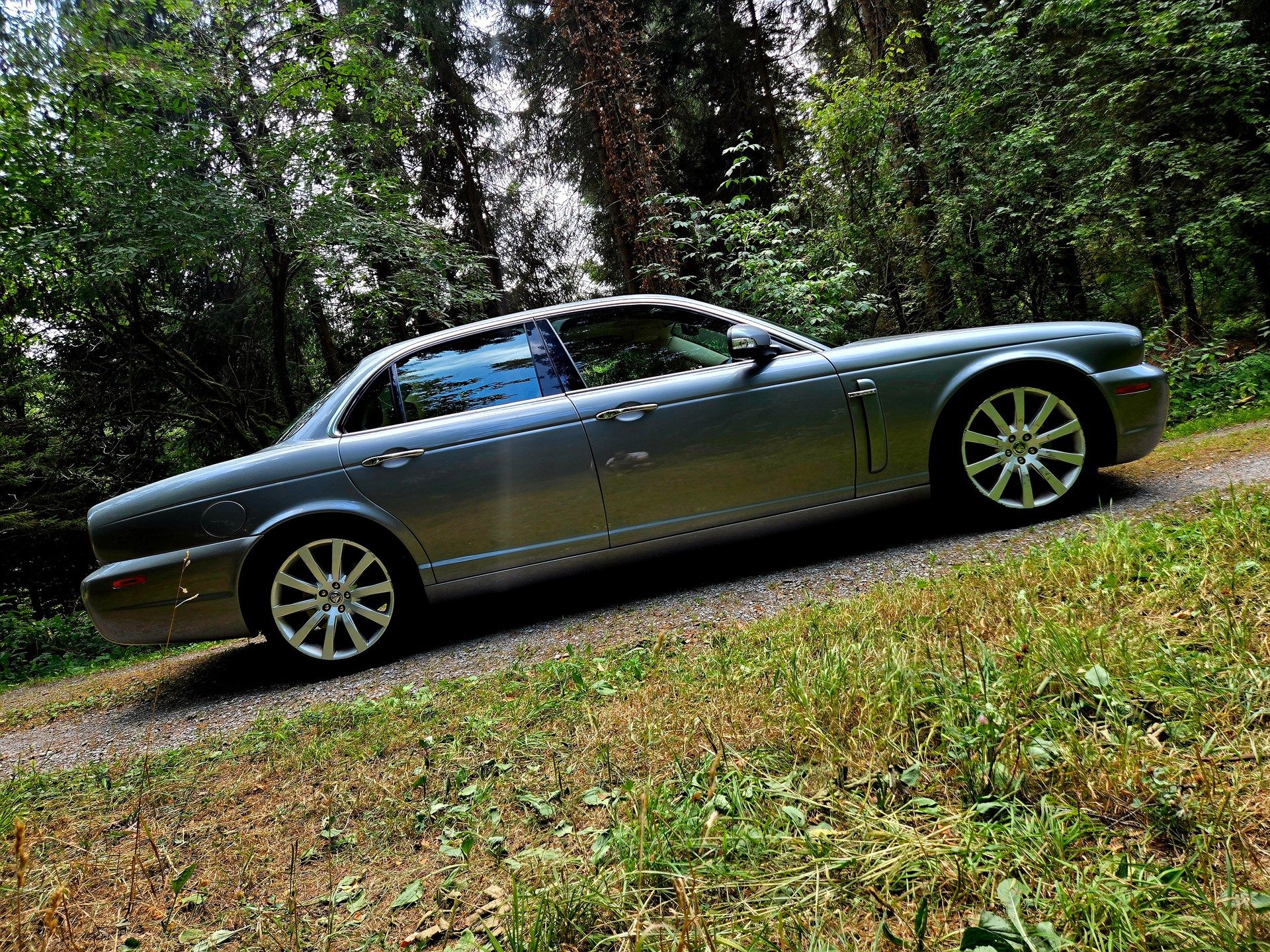 JAGUAR XJ8 3.5 V8 Executive-image-10