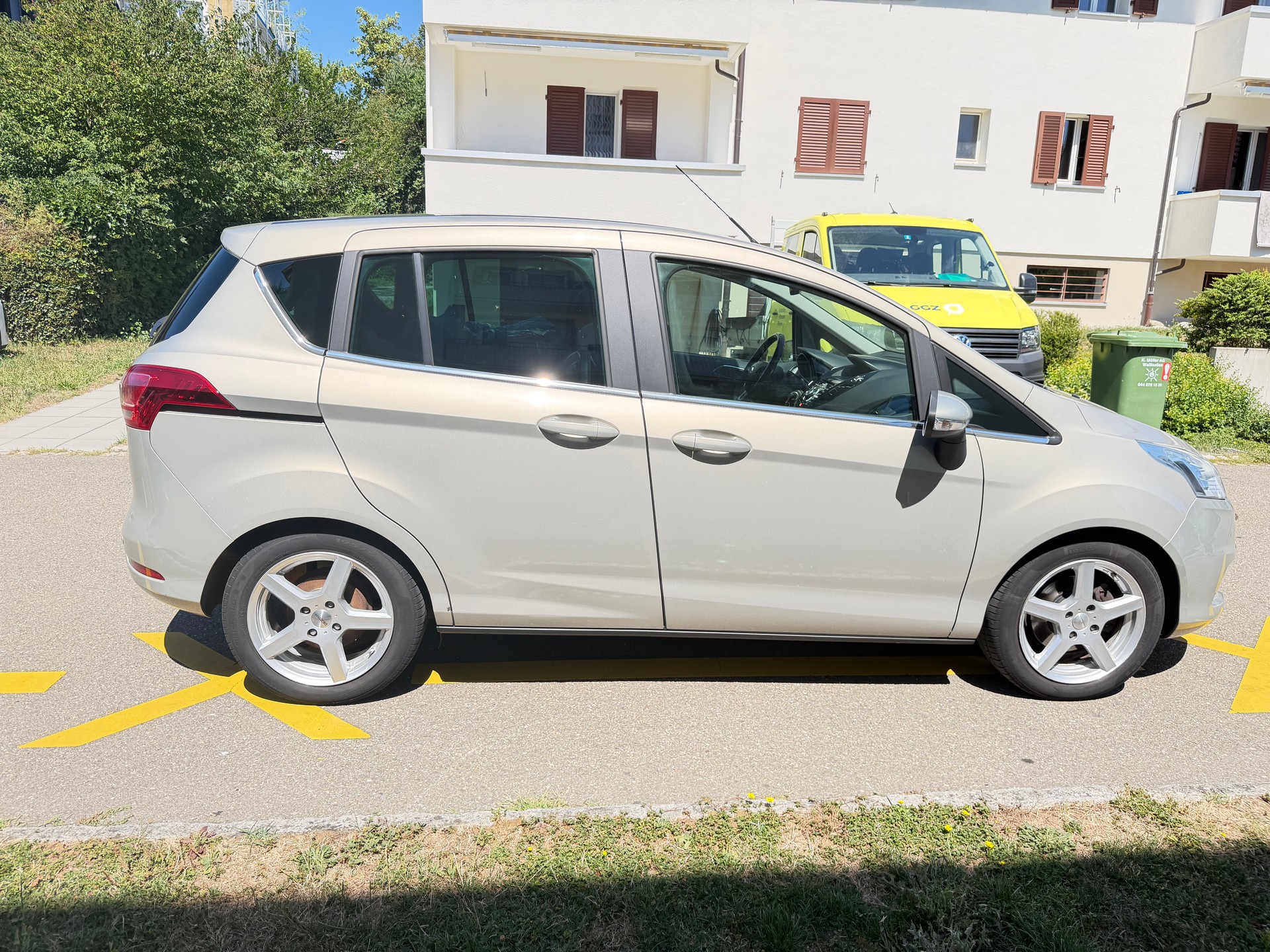 FORD B-Max 1.6 Ti-VCT Titanium PowerShift/ FRISCH AB MFK & SERVICE.-image-6