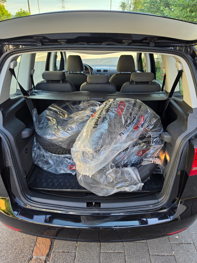 VW Touran 1.4 TSI Team DSG-image-7