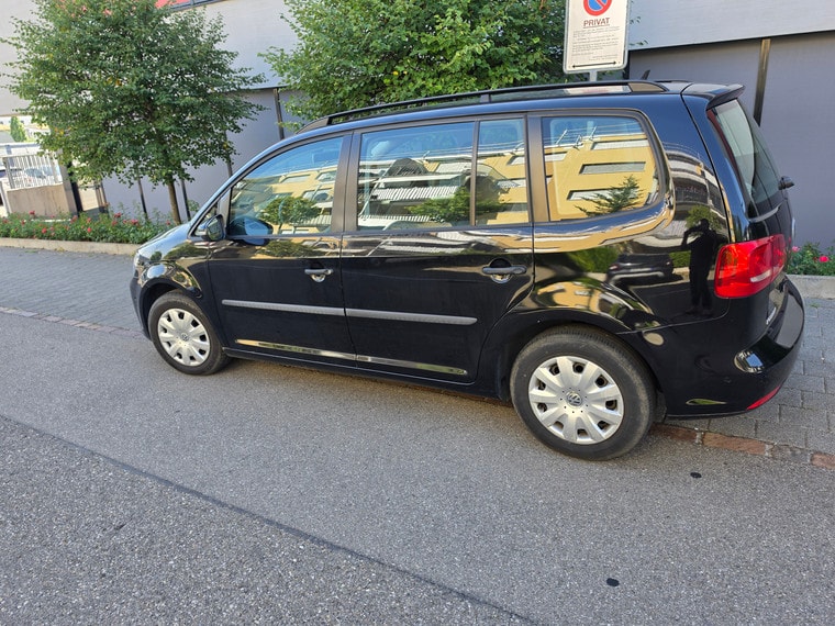 VW Touran 1.4 TSI Team DSG-image-4