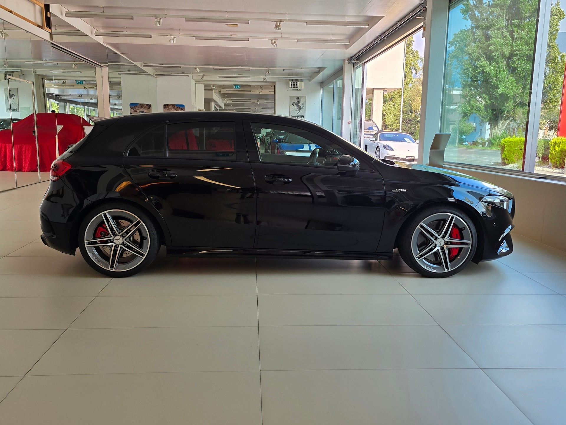 MERCEDES-BENZ A 45 S AMG 4Matic+ Speedshift-image-3