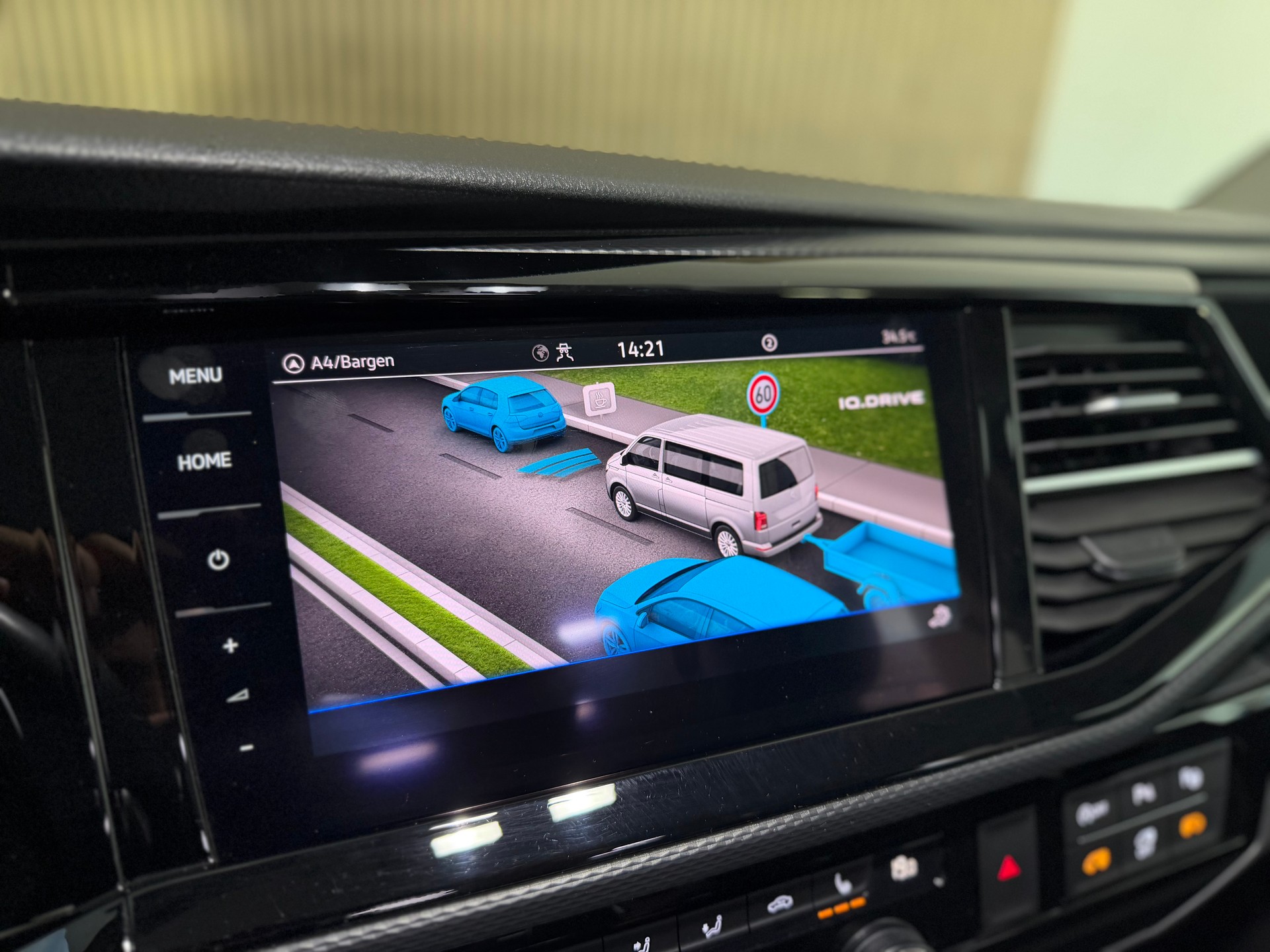 VW T6.1 Multivan 2.0 Bi-TDI Highline 4Motion DSG-image-19