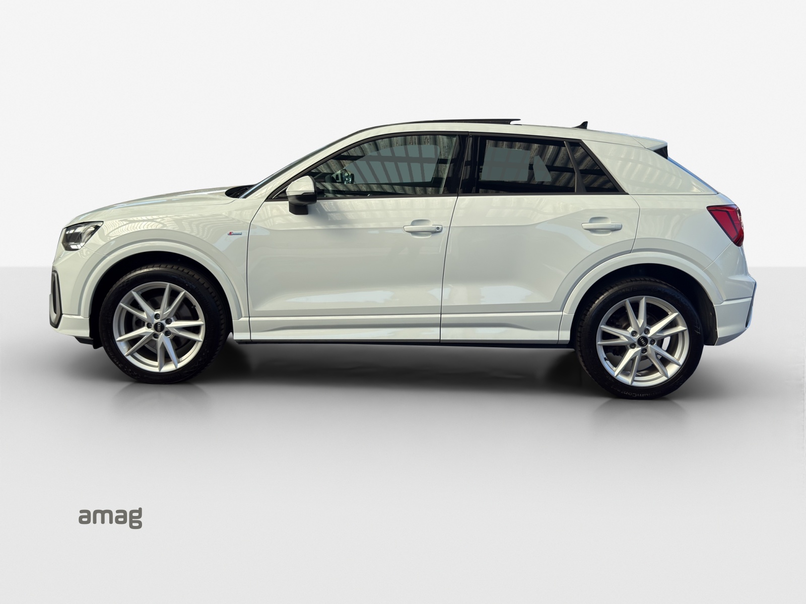 AUDI Q2 40 TFSI S line Attraction quattro S-tronic-image-1