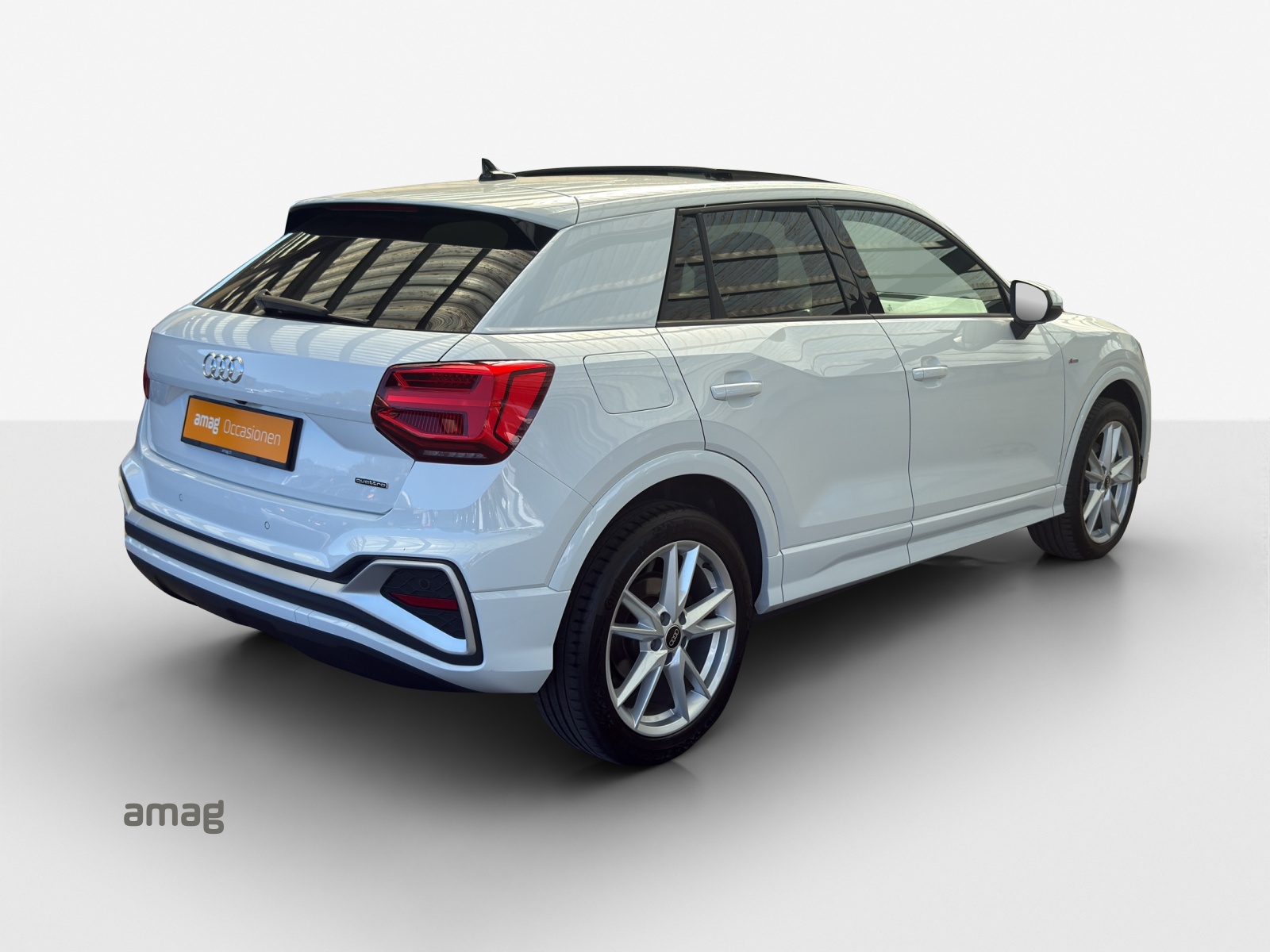 AUDI Q2 40 TFSI S line Attraction quattro S-tronic-image-4