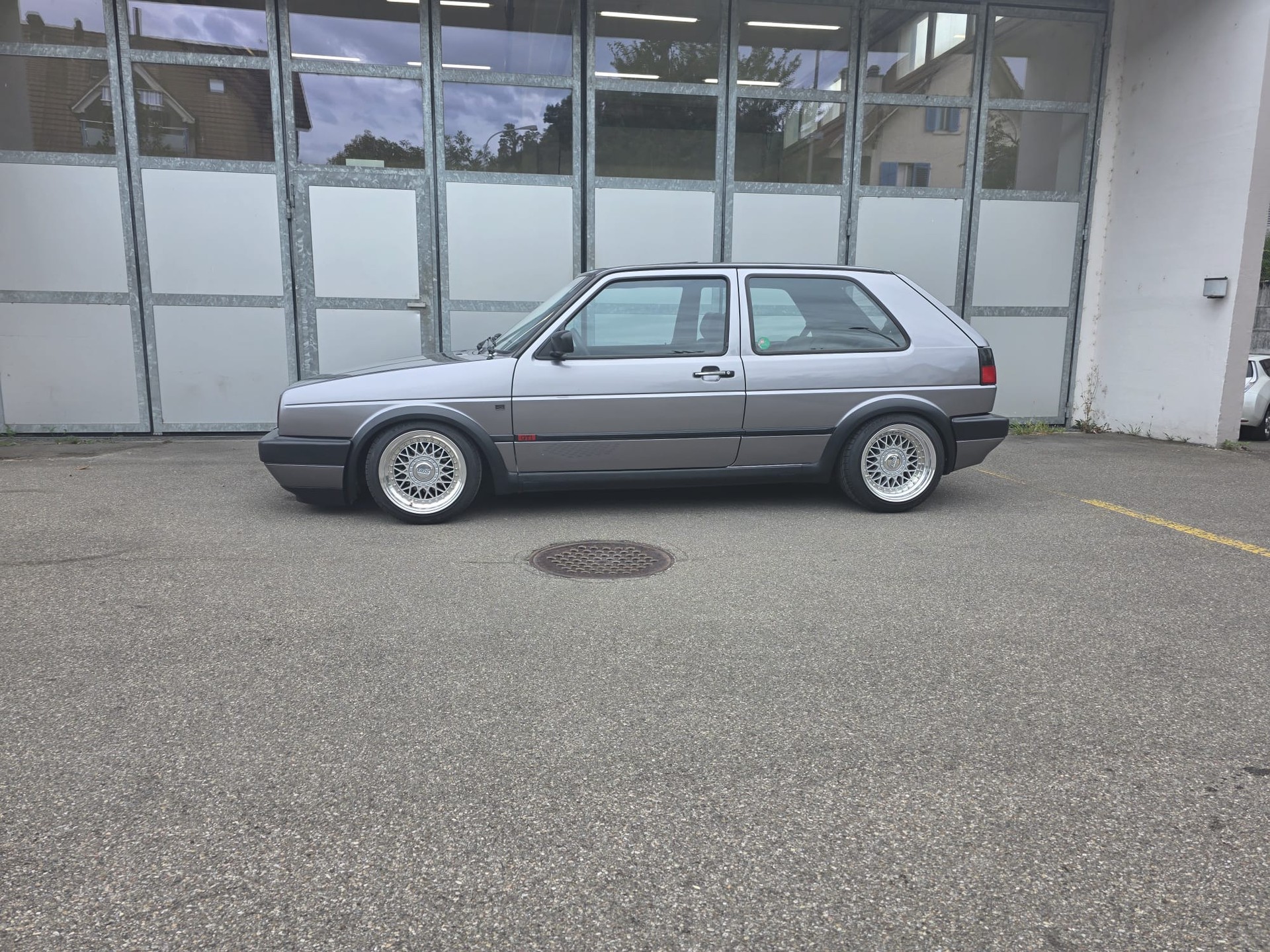 VW GTI 8V 107 PS-image-5