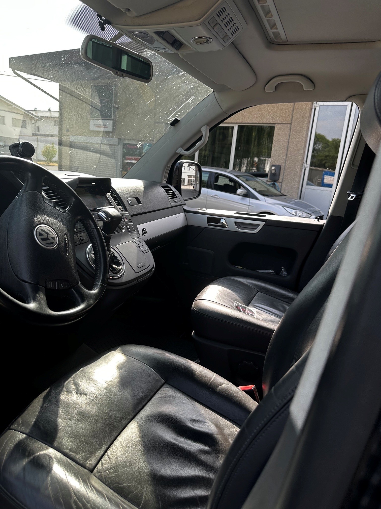 VW 2.5 TDI 174 Business-image-3