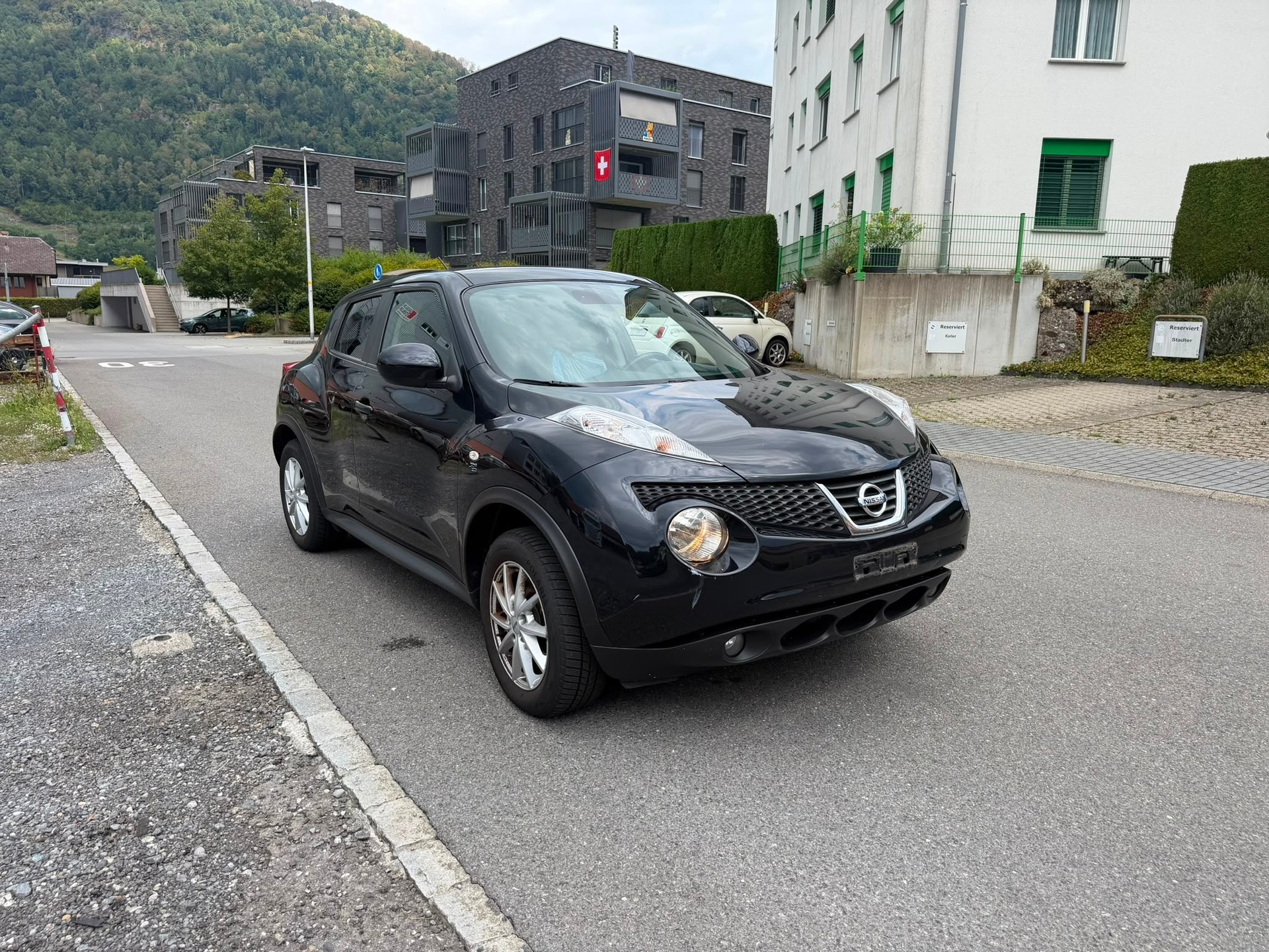 NISSAN Juke 1.6 DIG-T tekna 4x4 Xtronic M-CVT-image-0