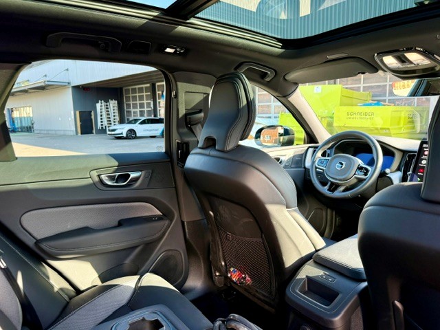 VOLVO 2.0 T6 TE Ultra Dark eAWD-image-11
