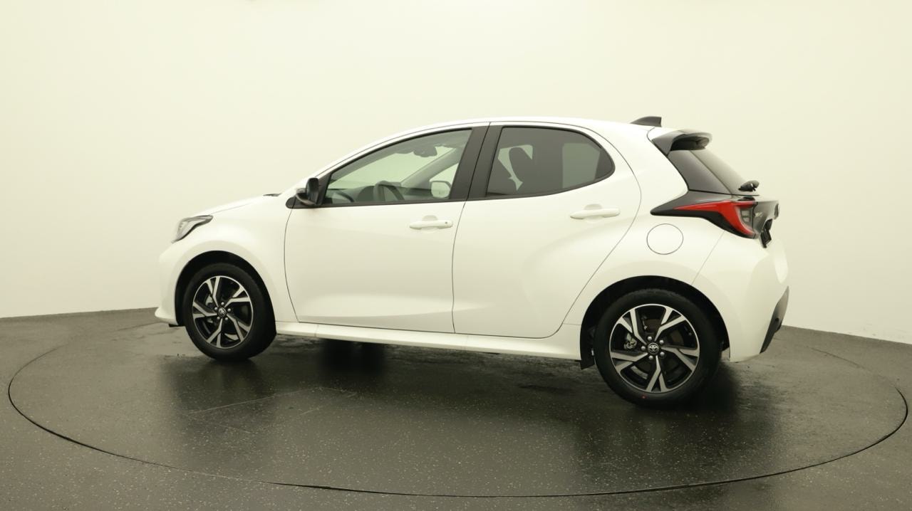 TOYOTA Yaris 1.5 Sport e-CVT-image-2
