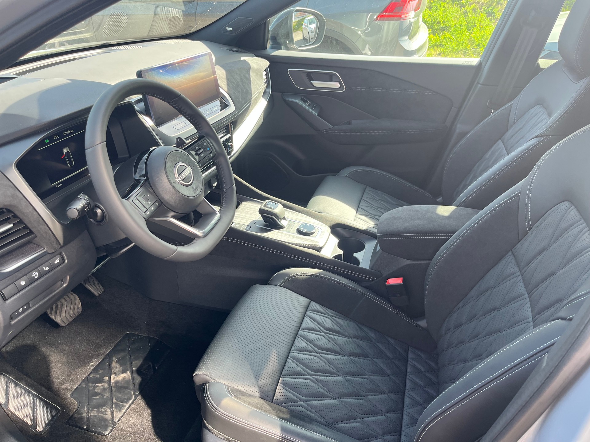 NISSAN Qashqai 1.3 DIG-T MHEV Tekna+ Xtronic 4x4-image-7