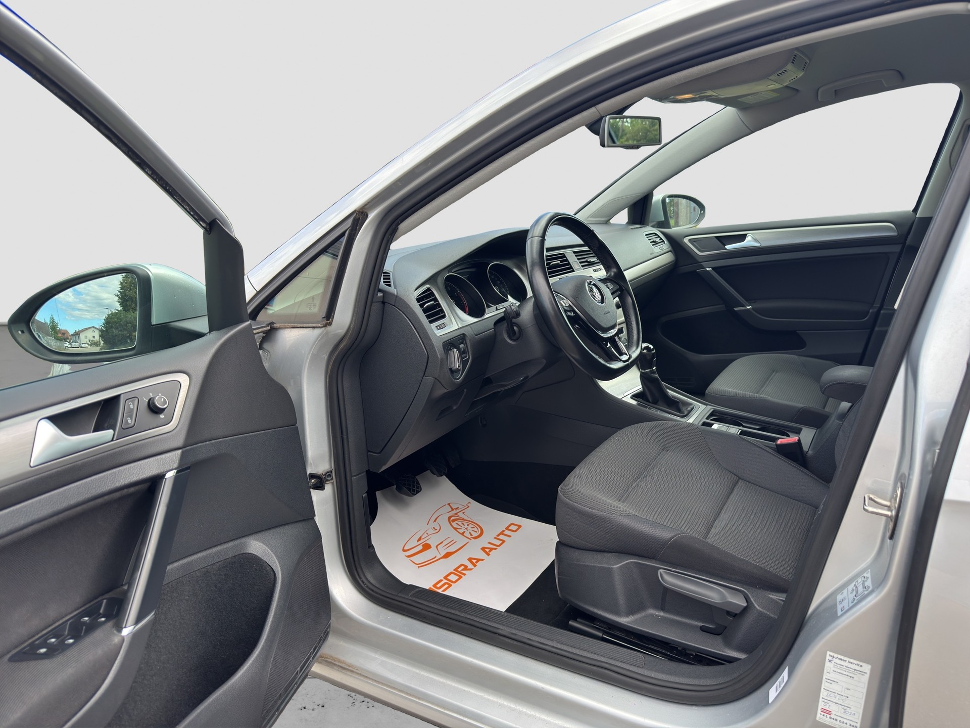 VW Golf Variant 1.4 TSI Comfortline-image-11