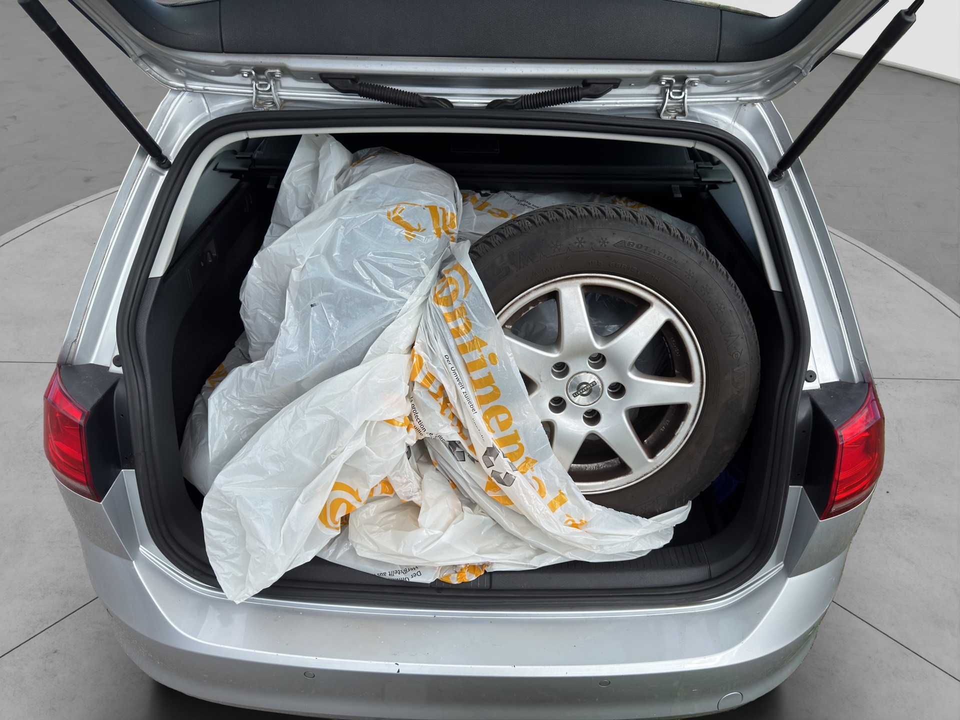 VW Golf Variant 1.4 TSI Comfortline-image-6