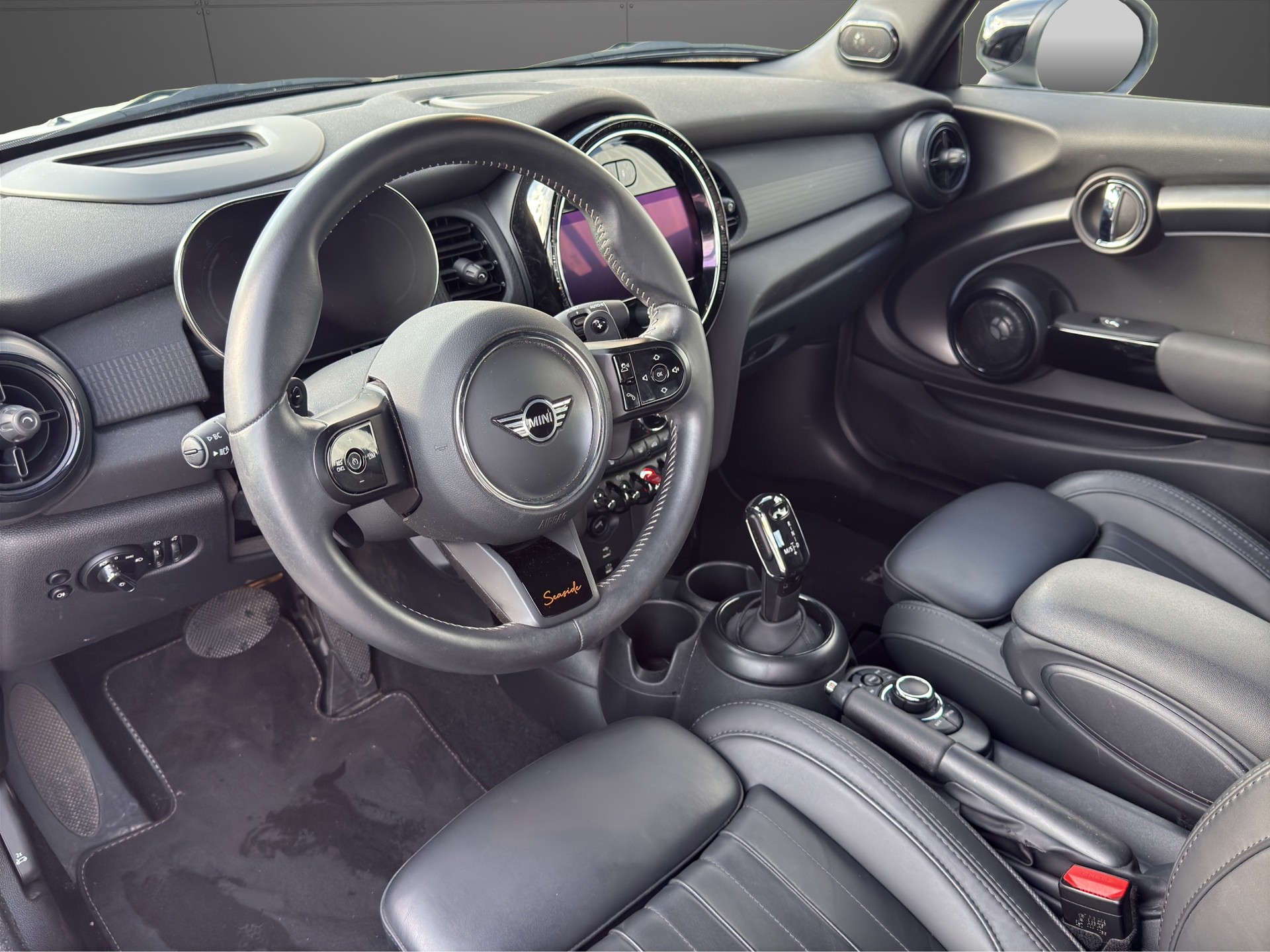 MINI Cooper S Cabriolet SEASIDE Edition-image-10
