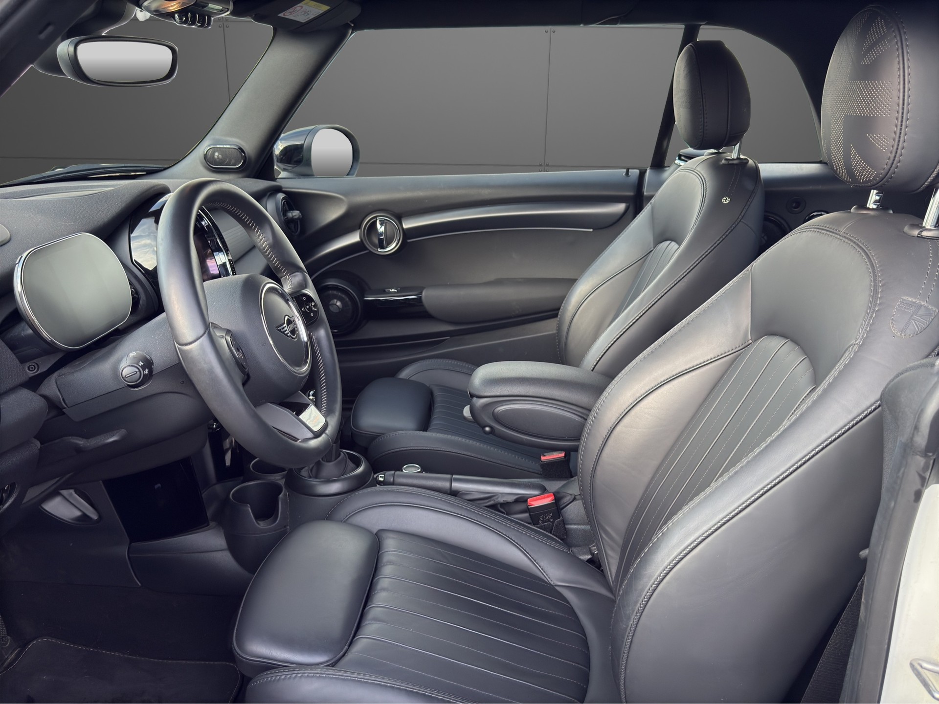 MINI Cooper S Cabriolet SEASIDE Edition-image-9