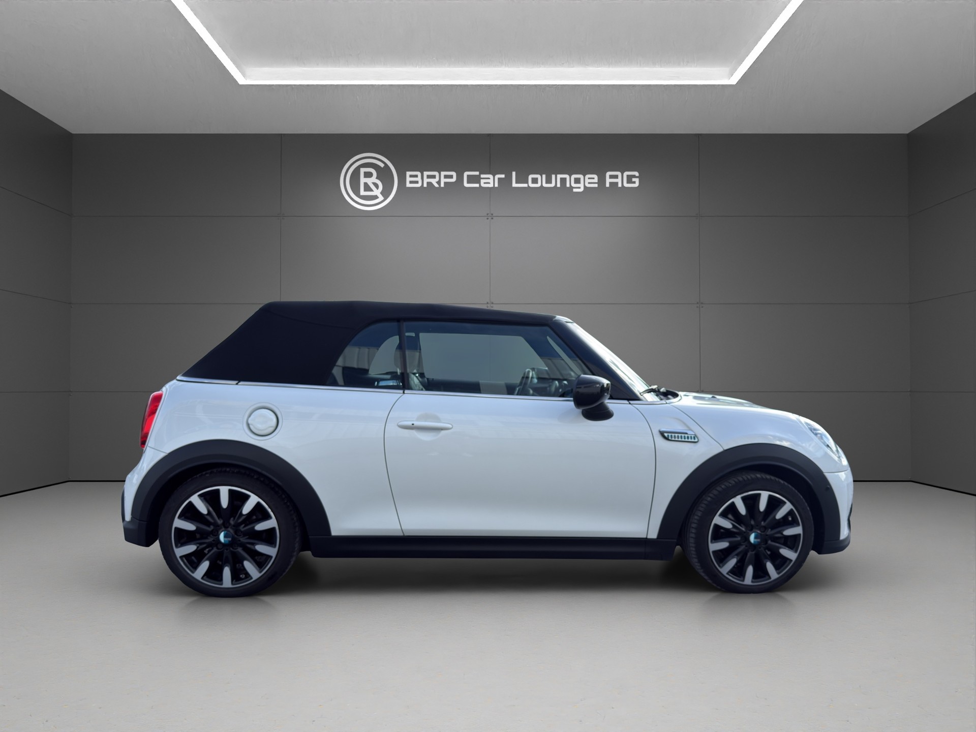 MINI Cooper S Cabriolet SEASIDE Edition-image-6