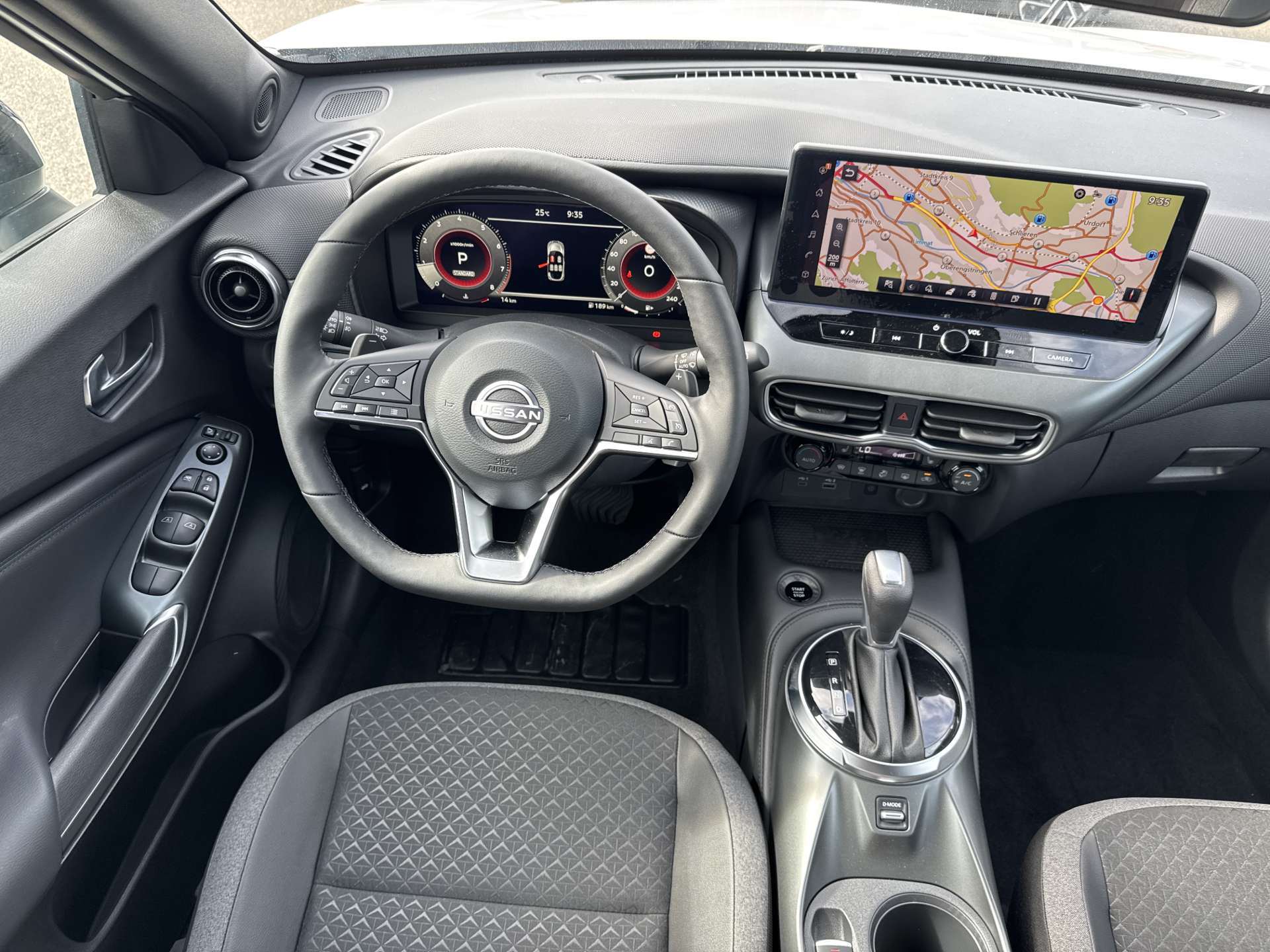 NISSAN Juke 1.0 DIG-T N-Connecta DCT-Automat-image-4