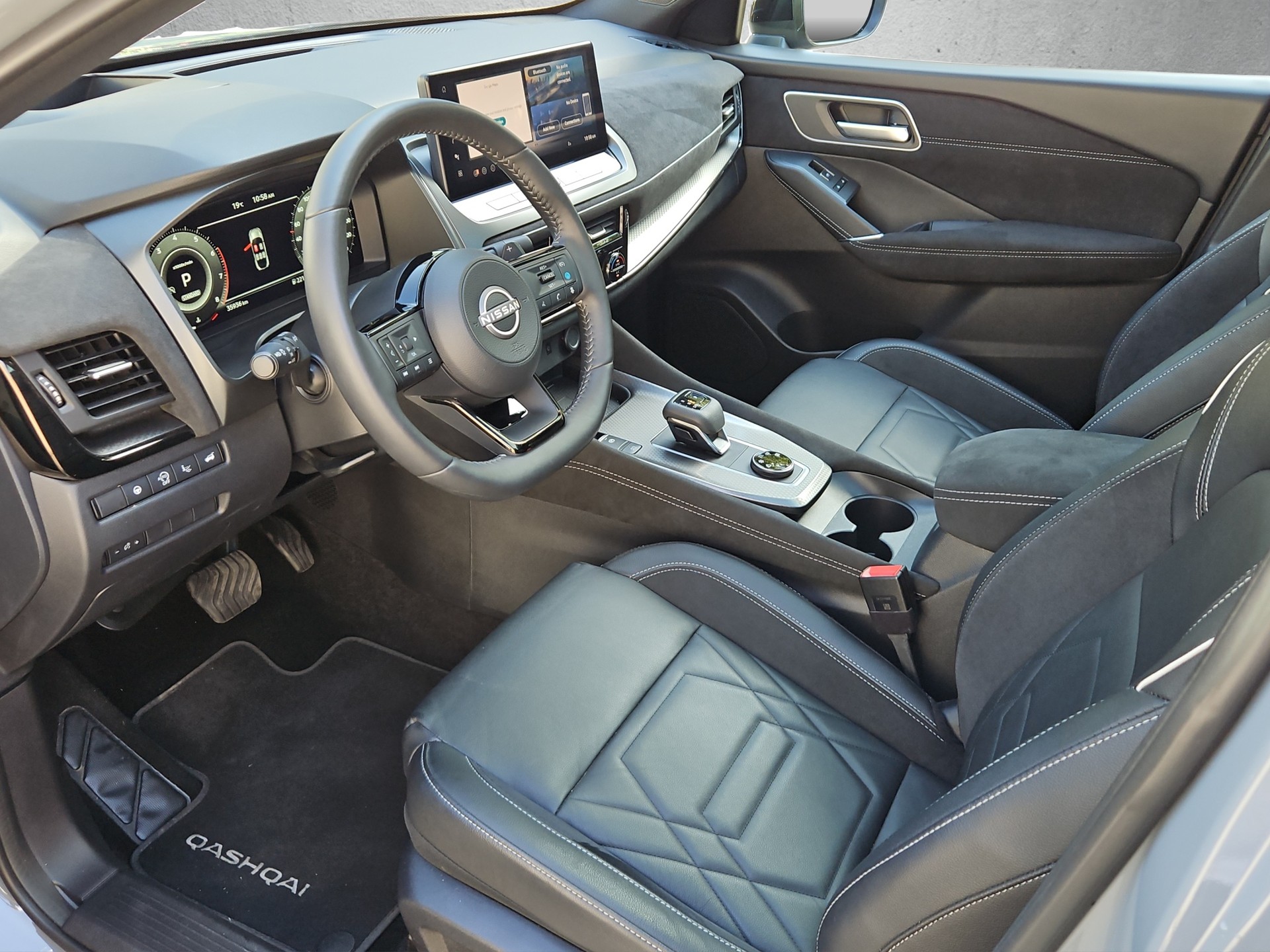 NISSAN Qashqai 1.3 MHEV N-Design 4x4-image-9