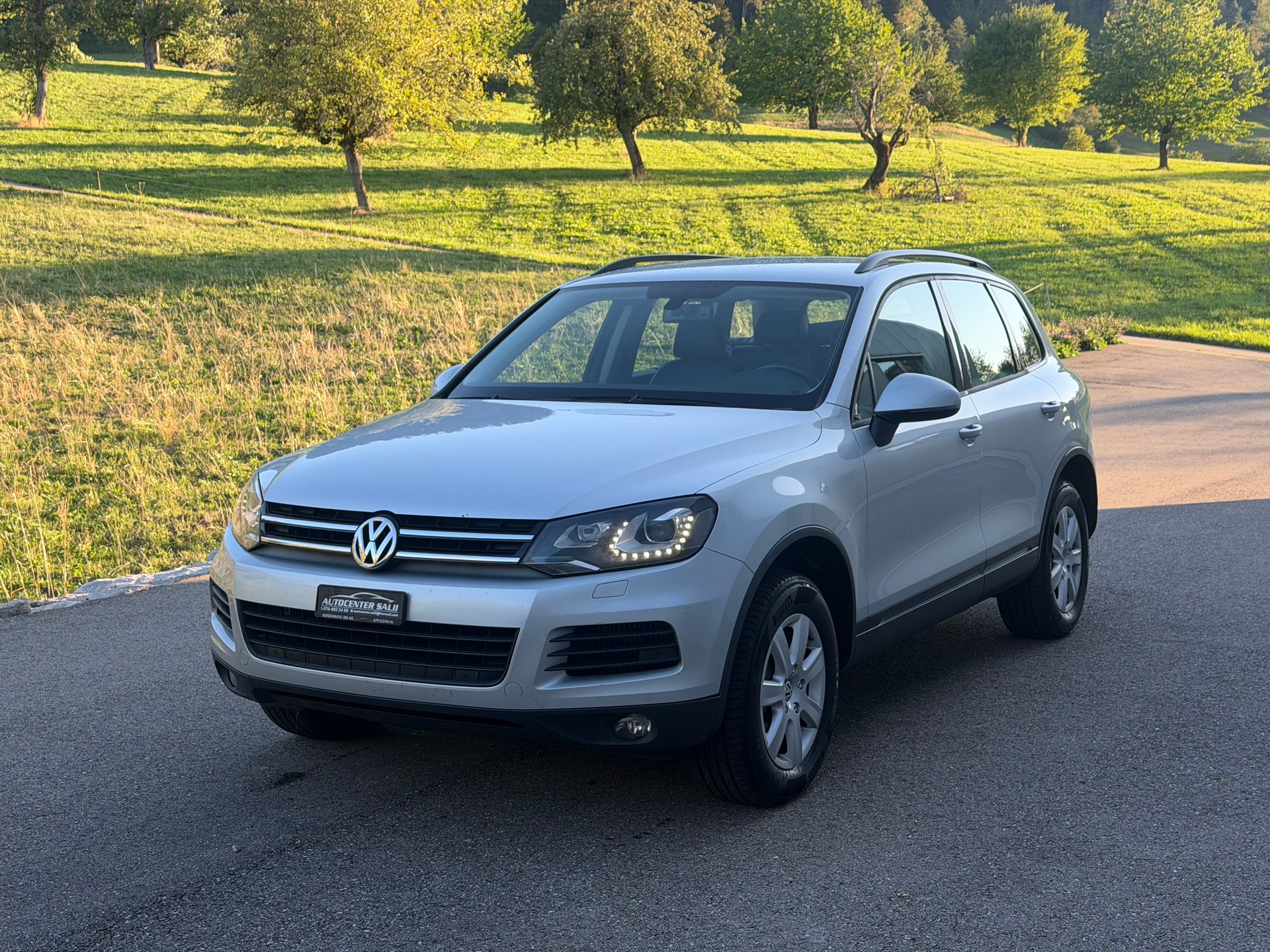 VW Touareg 4.2 TDI Tiptronic-image-0