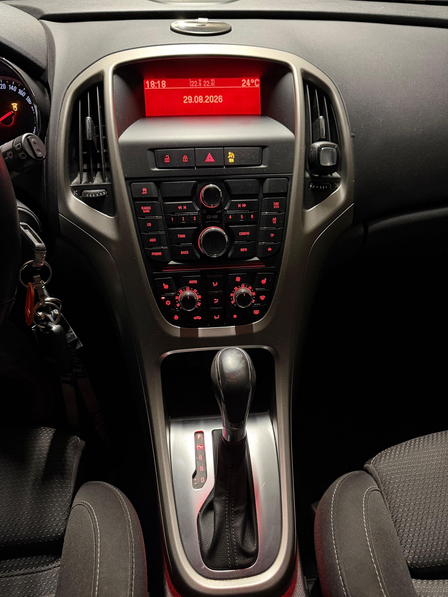 OPEL Astra SportsTourer 1.6i 16V Automatic-image-8
