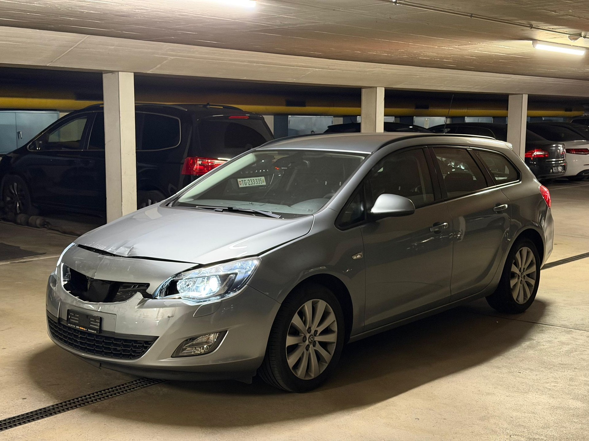 OPEL Astra SportsTourer 1.6i 16V Automatic-image-3