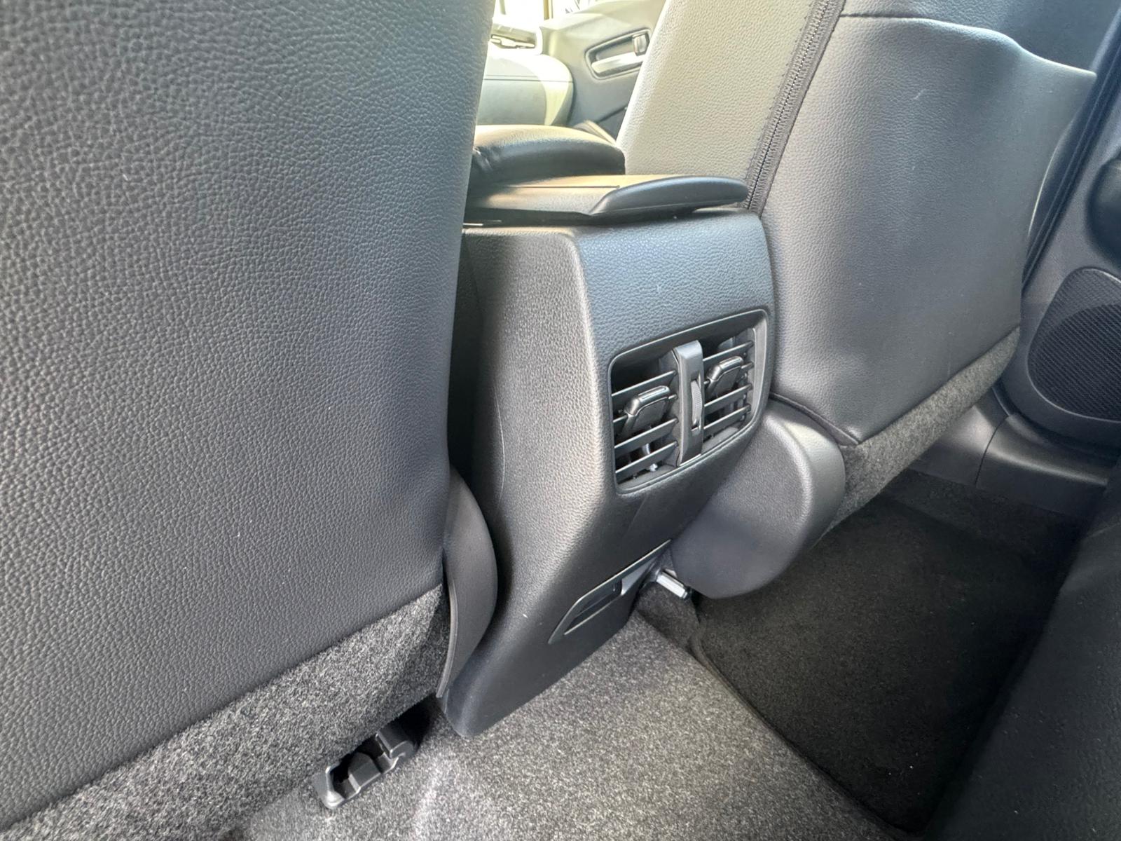 TOYOTA Corolla Cross 2.0 4WD Premium e-CVT NEW MODEL 2026-image-29