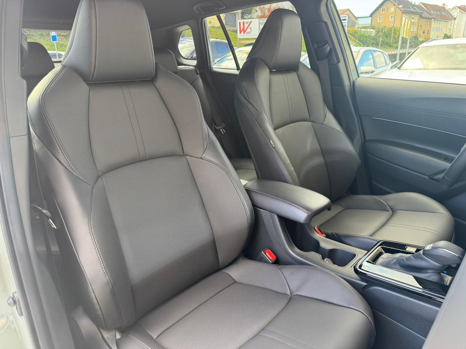TOYOTA Corolla Cross 2.0 4WD Premium e-CVT NEW MODEL 2026-image-14