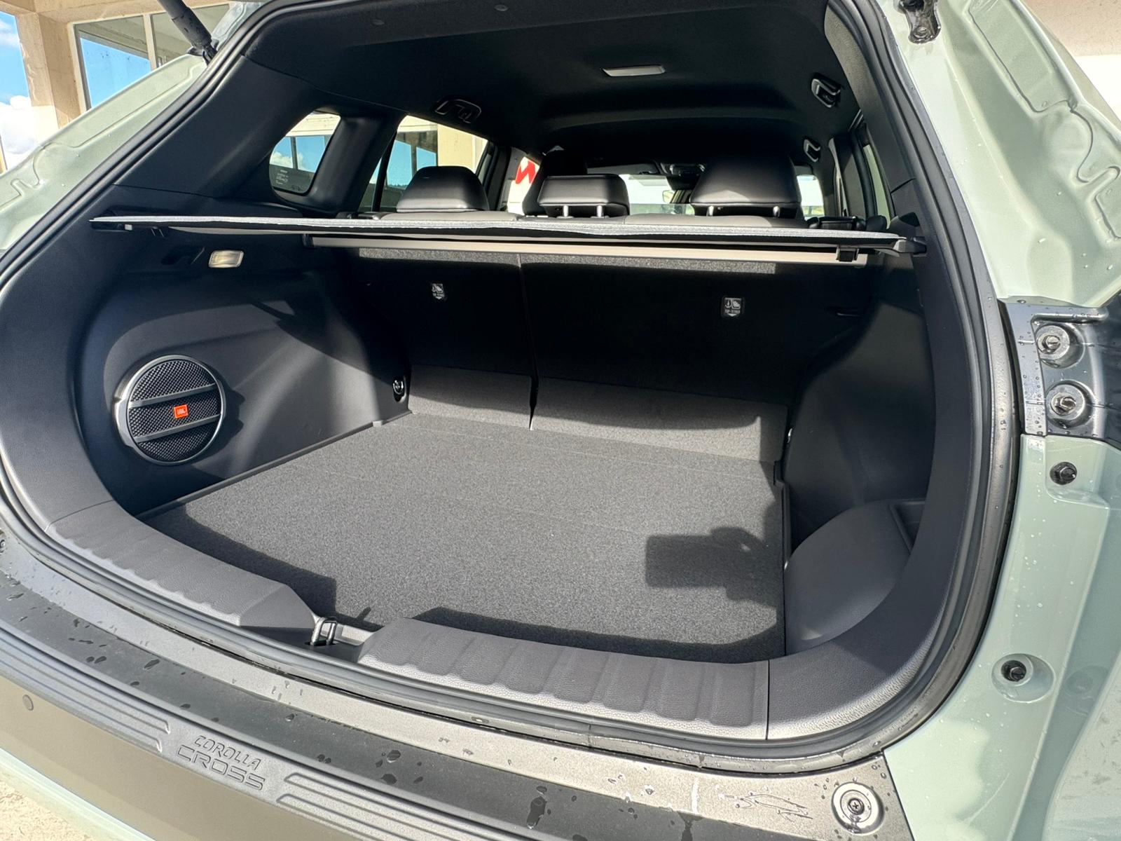 TOYOTA Corolla Cross 2.0 4WD Premium e-CVT NEW MODEL 2026-image-30