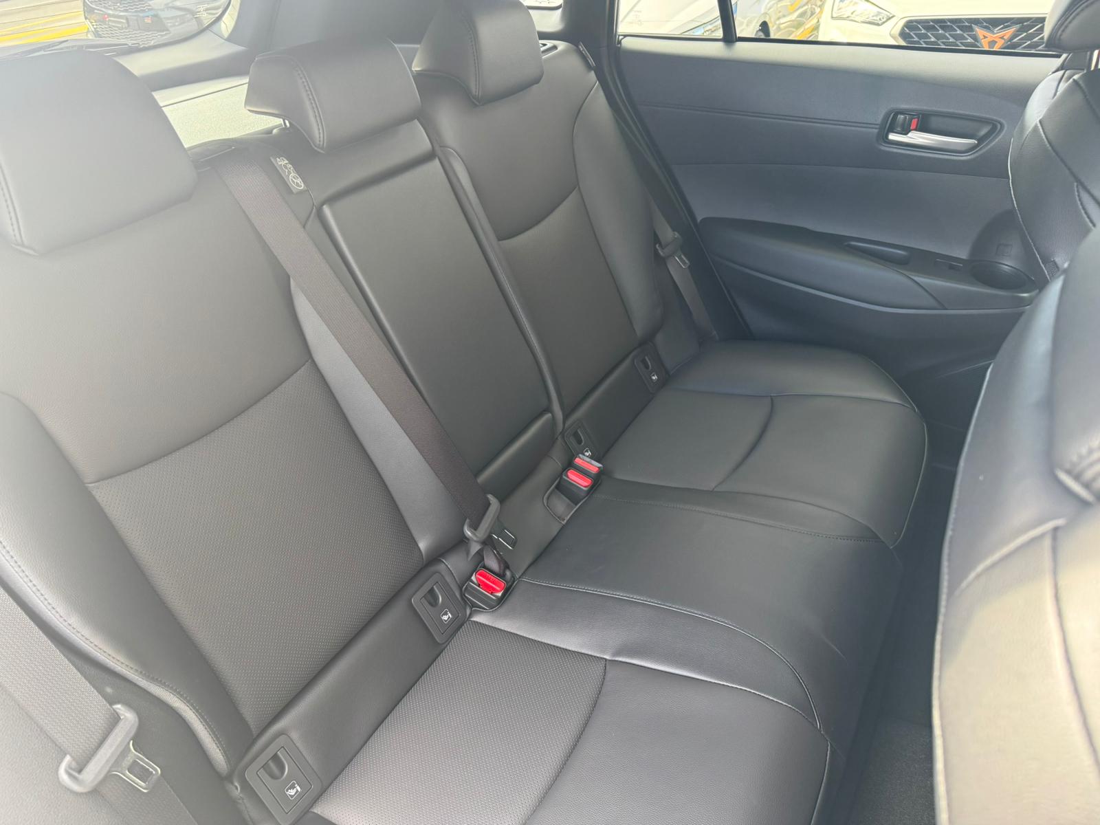TOYOTA Corolla Cross 2.0 4WD Premium e-CVT NEW MODEL 2026-image-16