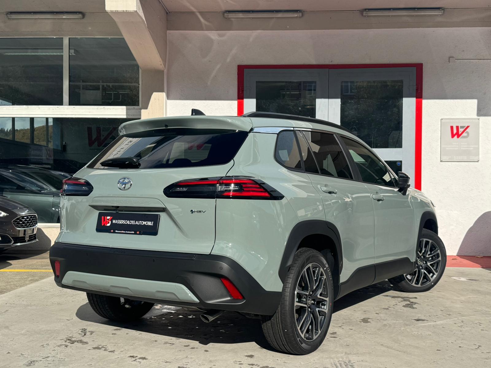 TOYOTA Corolla Cross 2.0 4WD Premium e-CVT NEW MODEL 2026-image-4