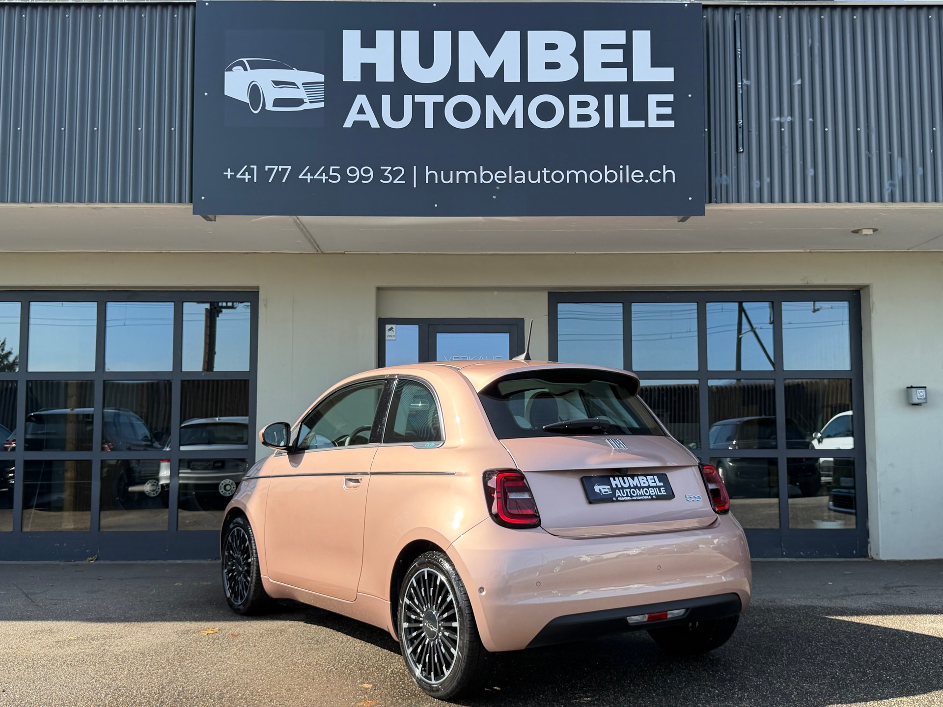 FIAT 500 3+1 electric 87 kW La Prima-image-2