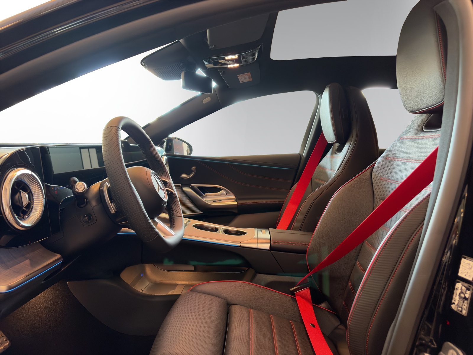 MERCEDES-BENZ C 400 EQ-image-8